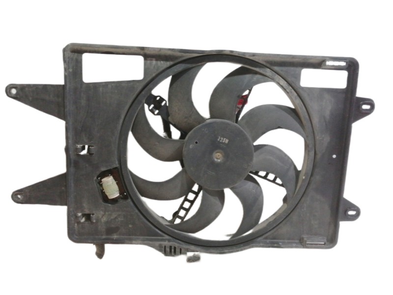 Recambio de electroventilador para fiat doblo cargo (223) 1.9 d furg. referencia OEM IAM 832700200  
