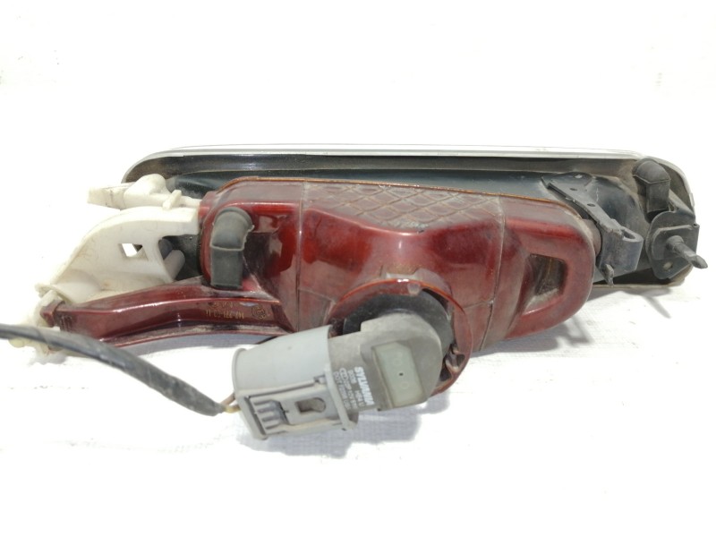 Recambio de faro antiniebla izquierdo para bmw serie 3 berlina (e46) 320d referencia OEM IAM 14727100  