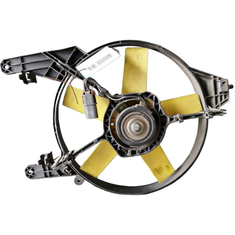 Recambio de electroventilador para nissan micra (k11) básico (k11) referencia OEM IAM 8240132  