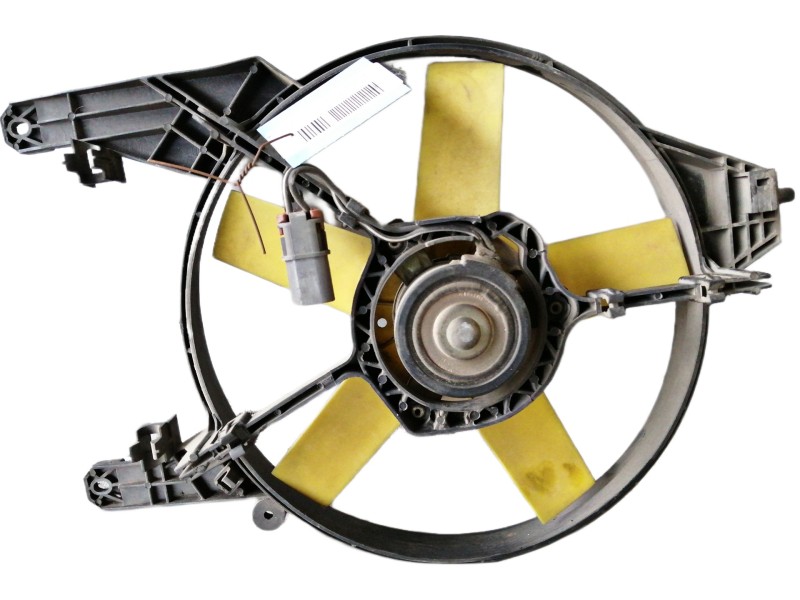 Recambio de electroventilador para nissan micra (k11) básico (k11) referencia OEM IAM 8240132  