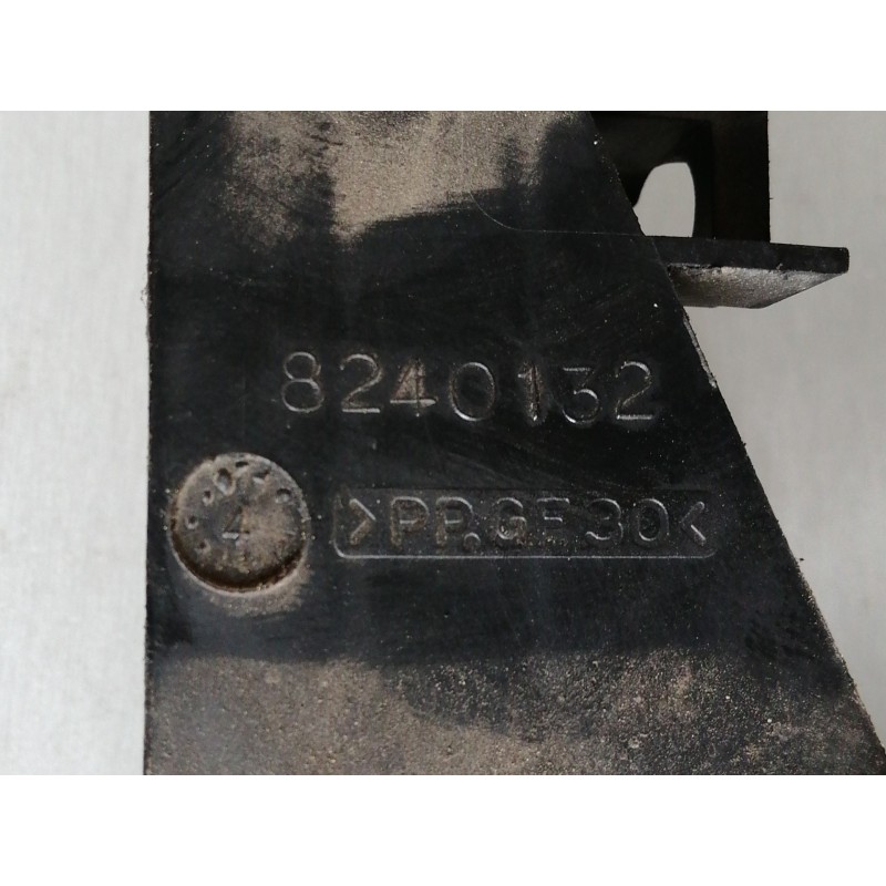 Recambio de electroventilador para nissan micra (k11) básico (k11) referencia OEM IAM 8240132  