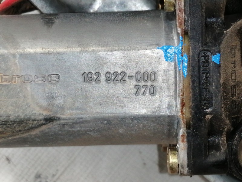 Recambio de elevalunas trasero izquierdo para renault laguna (b56) 2.0 16v rti (b56d) referencia OEM IAM 192922000  ELECTRICO