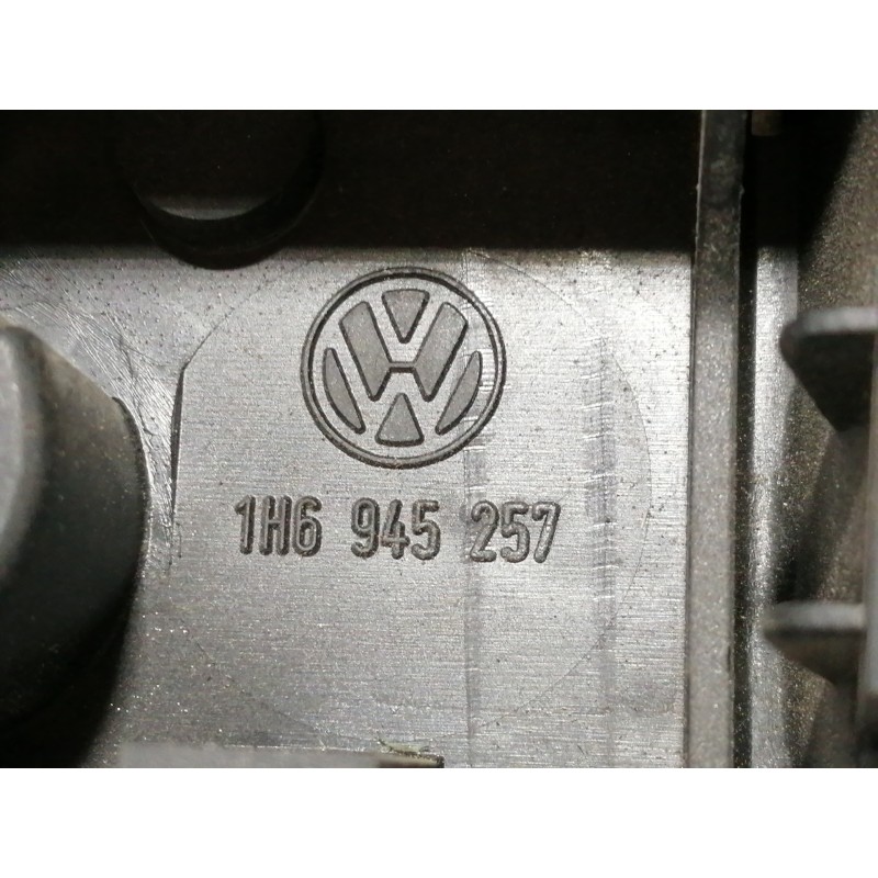 Recambio de piloto trasero derecho para volkswagen golf iii berlina (1h1) cl referencia OEM IAM 1H6945257  