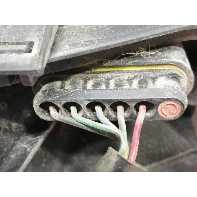 Recambio de piloto trasero derecho para smart forfour básico (70kw) referencia OEM IAM A4548200664  