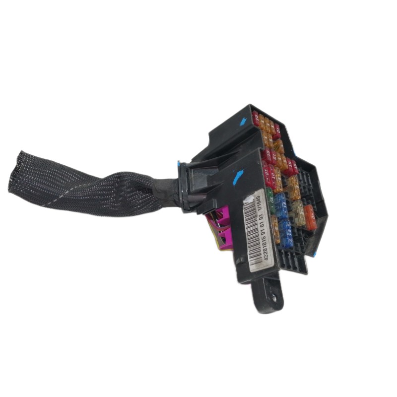 Recambio de caja reles / fusibles para volkswagen passat berlina (3c2) highline referencia OEM IAM 586440  INTERIOR IZQ