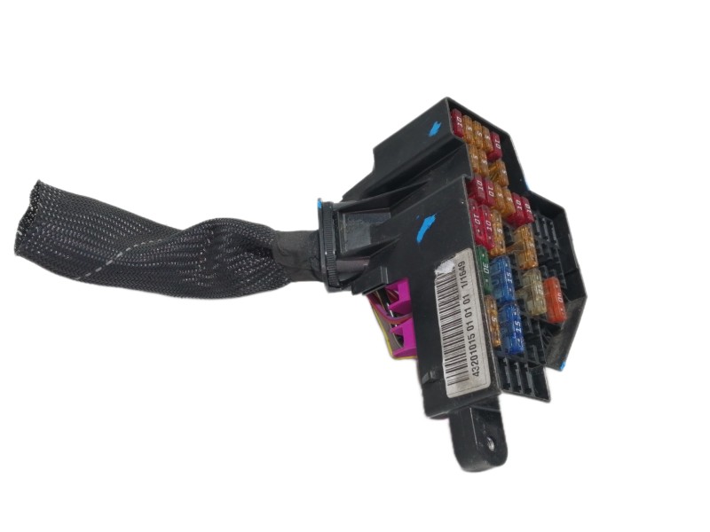 Recambio de caja reles / fusibles para volkswagen passat berlina (3c2) highline referencia OEM IAM 586440  INTERIOR IZQ