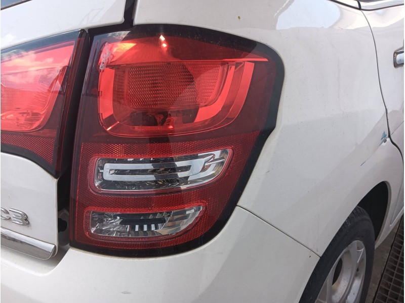 Recambio de piloto trasero derecho para citroën c3 selection referencia OEM IAM   