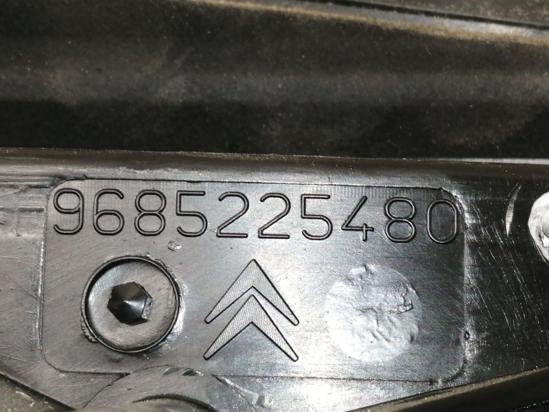 Recambio de piloto trasero derecho interior para citroën c3 selection referencia OEM IAM 9685225480 89090140 