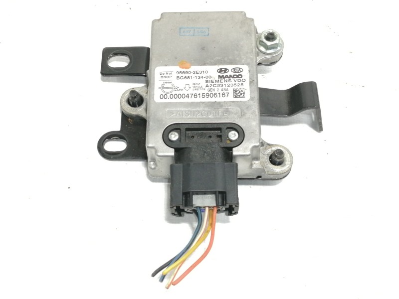 Recambio de modulo electronico para hyundai coupe (gk) 2.7 v6 gls referencia OEM IAM 956902E310 BG68113400 A2C53123525