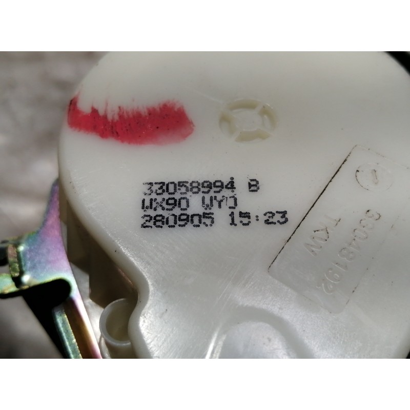 Recambio de cinturon seguridad trasero derecho para volkswagen passat berlina (3c2) highline referencia OEM IAM 33058994B 3C5857