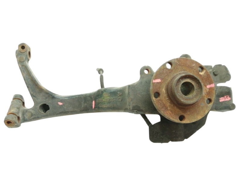 Recambio de mangueta delantera izquierda para audi a4 berlina (b5) 1.8 t referencia OEM IAM 8D0407257  