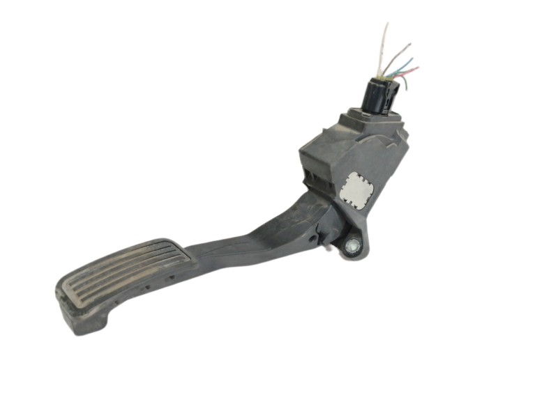 Recambio de pedal acelerador para toyota yaris 1.0 cat referencia OEM IAM 781100D011  