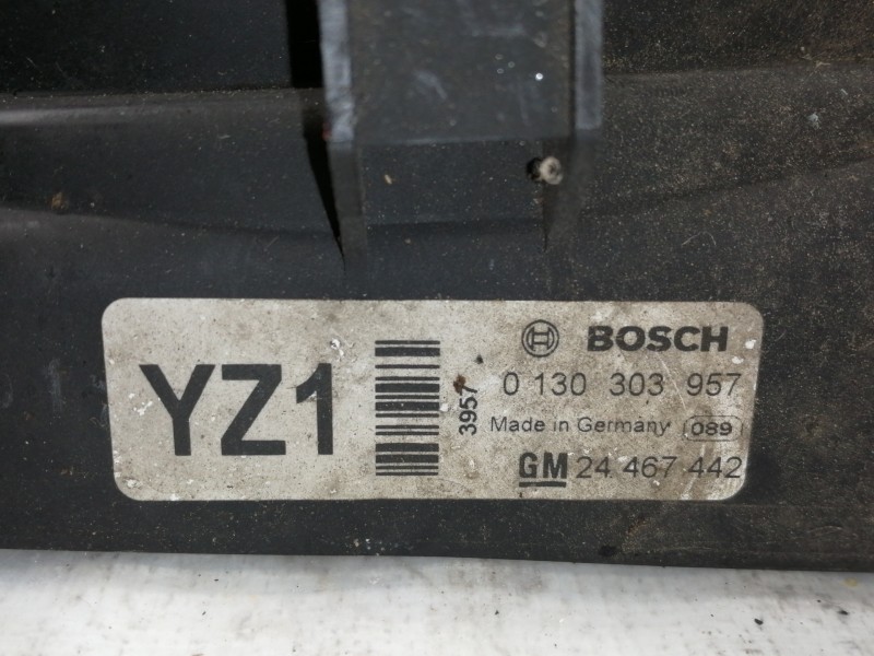 Recambio de electroventilador para opel astra h berlina cosmo referencia OEM IAM 0130303957 24467442 / 3135103 0741721