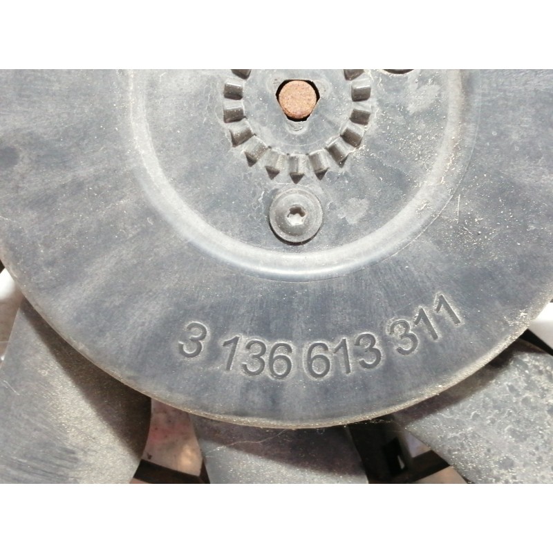 Recambio de electroventilador para opel astra gtc 1.9 cdti referencia OEM IAM 0130303304 24467444 / 3135103909 3136613311