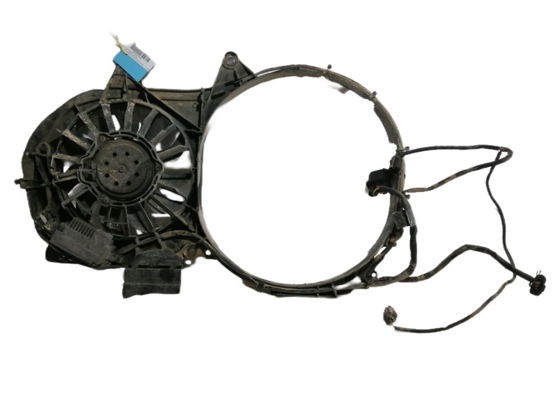 Recambio de electroventilador para audi a4 berlina (8e) 2.5 tdi (114kw) referencia OEM IAM 8E0121205B  