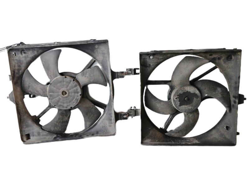 Recambio de electroventilador para nissan primera berlina (p11) slx referencia OEM IAM 92120A 92120C 