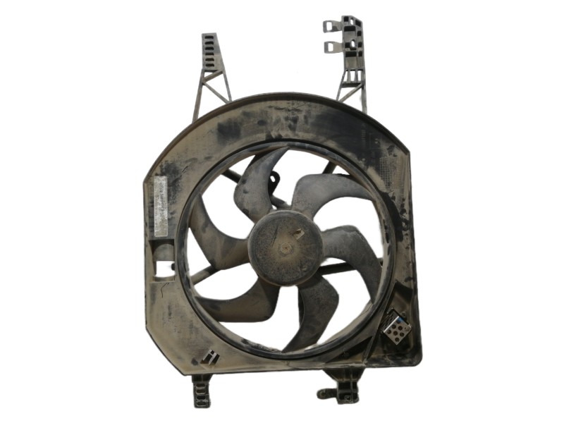 Recambio de electroventilador para opel vivaro combi 2.7t corto referencia OEM IAM 8200151873E 1831199016 