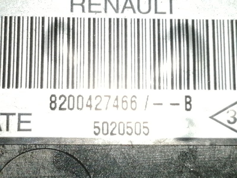 Recambio de electroventilador para renault kangoo (f/kc0) luxe privilege referencia OEM IAM 8200427466B 5020505 