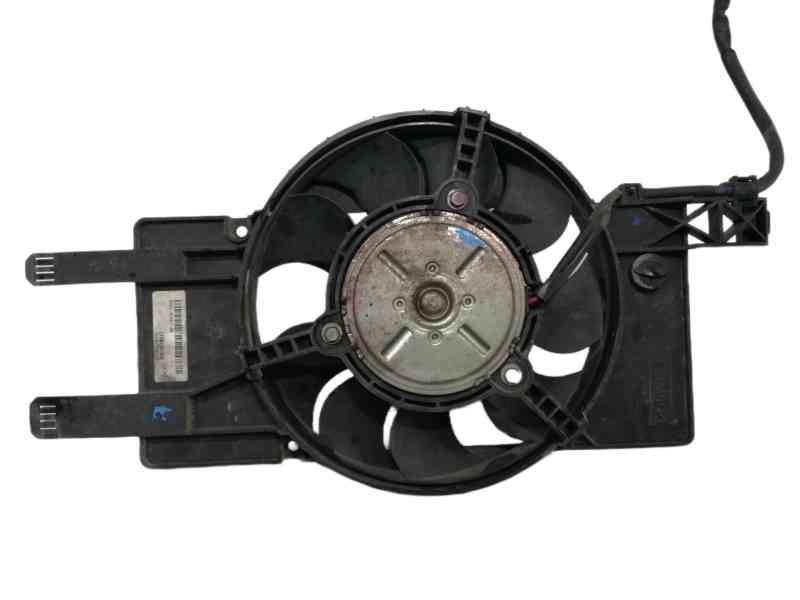 Recambio de electroventilador para ford focus lim. (cb8) trend referencia OEM IAM BV618C607SB 8240670 C9G4A
