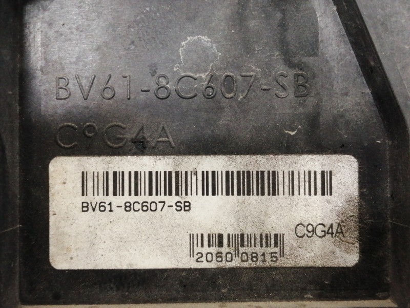 Recambio de electroventilador para ford focus lim. (cb8) trend referencia OEM IAM BV618C607SB 8240670 C9G4A