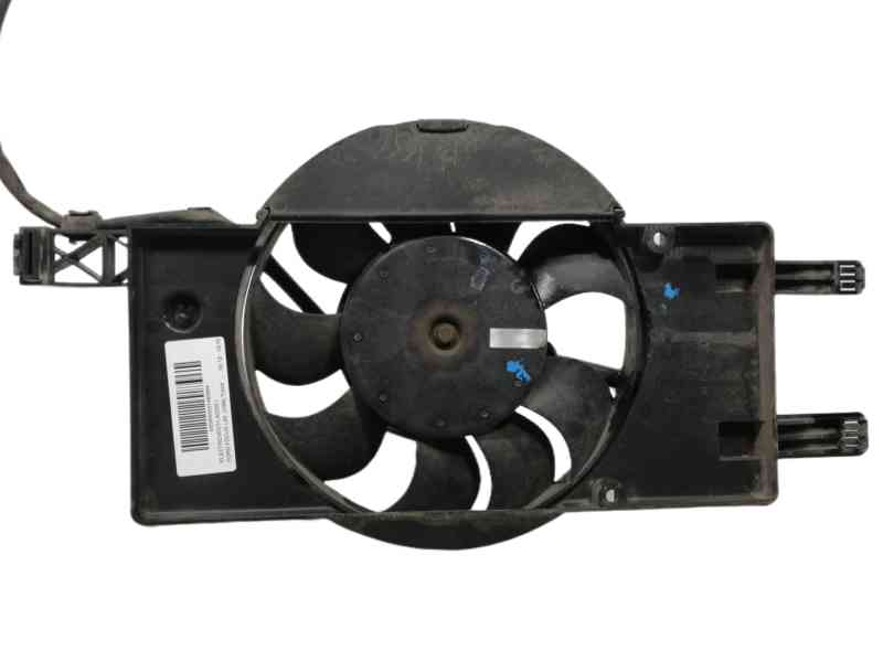 Recambio de electroventilador para ford focus lim. (cb8) trend referencia OEM IAM BV618C607SB 8240670 C9G4A