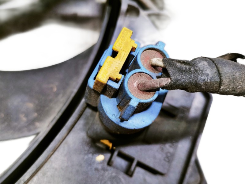 Recambio de electroventilador para fiat nuova 500 (150) pop referencia OEM IAM 878300600 879400600 51789531 D838 