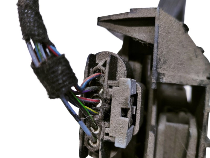 Recambio de pedal acelerador para fiat nuova 500 (150) pop referencia OEM IAM 51833722 32707B 