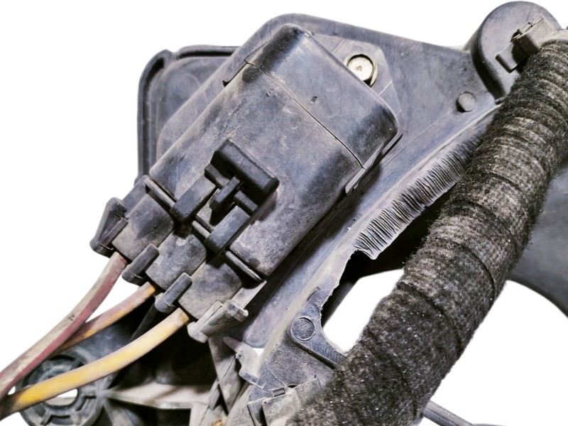 Recambio de electroventilador para opel corsa d cmon referencia OEM IAM 55702236 55702236 55702236