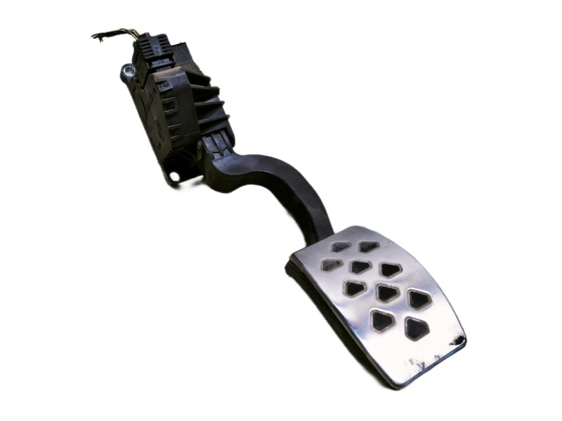 Recambio de pedal acelerador para opel corsa d cmon referencia OEM IAM 13305804  