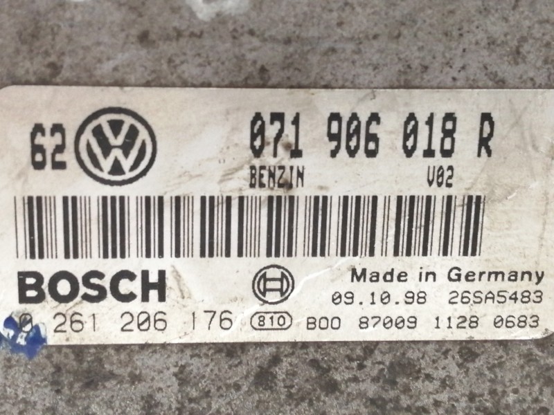 Recambio de centralita motor uce para volkswagen bora berlina (1j2) referencia OEM IAM 071906018R 0261206176 26SA5483