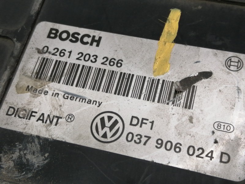 Recambio de centralita motor uce para volkswagen golf iii berlina (1h1) 2.0 referencia OEM IAM 037906024D  