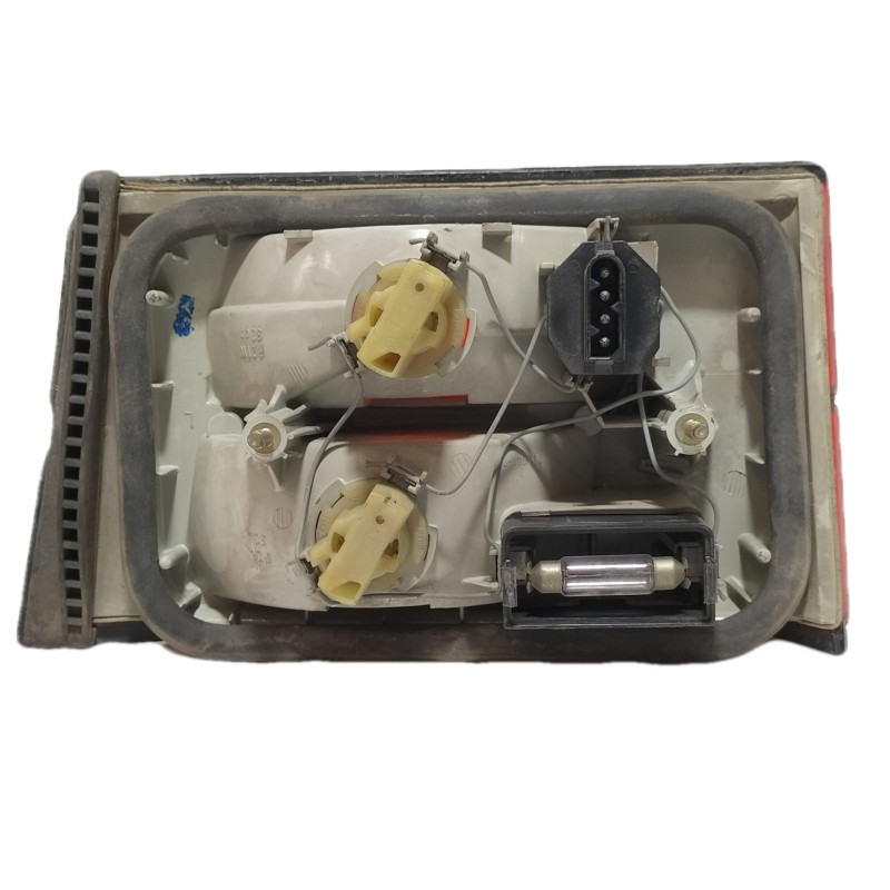 Recambio de piloto trasero izquierdo para bmw serie 5 berlina (e34) referencia OEM IAM   