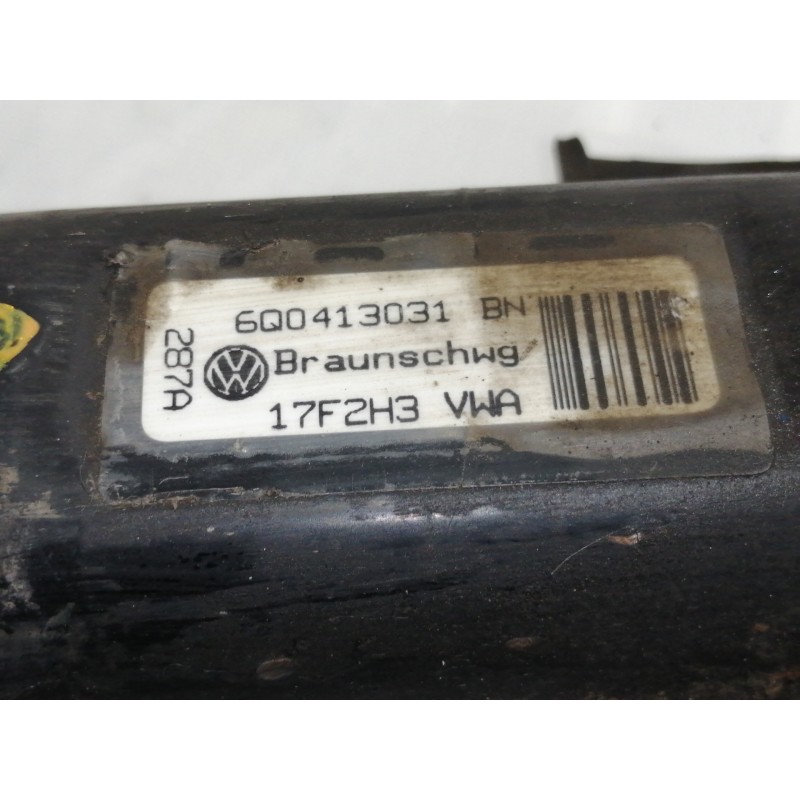 Recambio de amortiguador delantero izquierdo para volkswagen polo (9n1) 1.4 tdi referencia OEM IAM 6N0413031J  