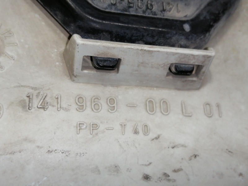 Recambio de faro izquierdo para volkswagen jetta (165/167) 1.6 referencia OEM IAM 14196900L01  