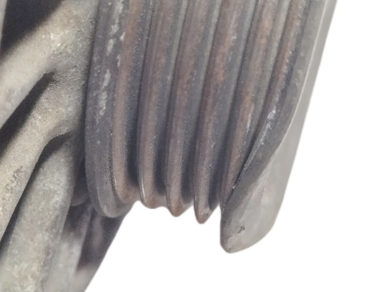 Recambio de alternador para mitsubishi montero (v20/v40) referencia OEM IAM MD168989  