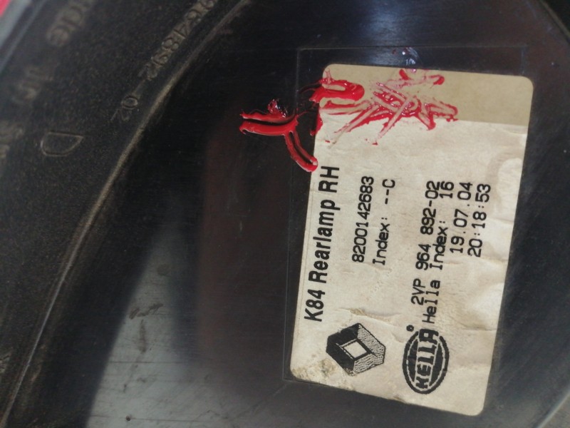 Recambio de piloto trasero derecho para renault megane ii familiar 1.9 dci diesel referencia OEM IAM 8200142683  