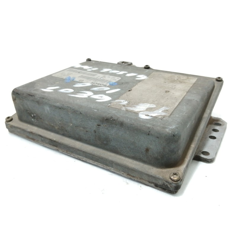 Recambio de centralita motor uce para peugeot 106 (s2) max referencia OEM IAM 0261204622  