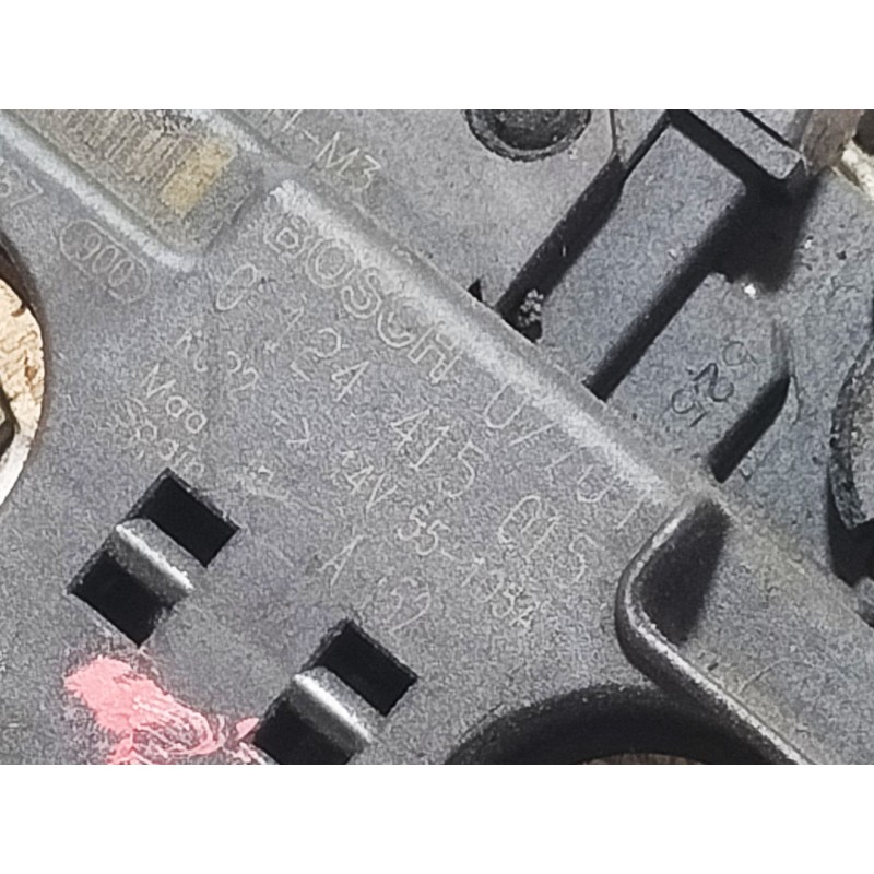 Recambio de alternador para alfa romeo 147 (190) 2.0 16v cat referencia OEM IAM 0124415015  