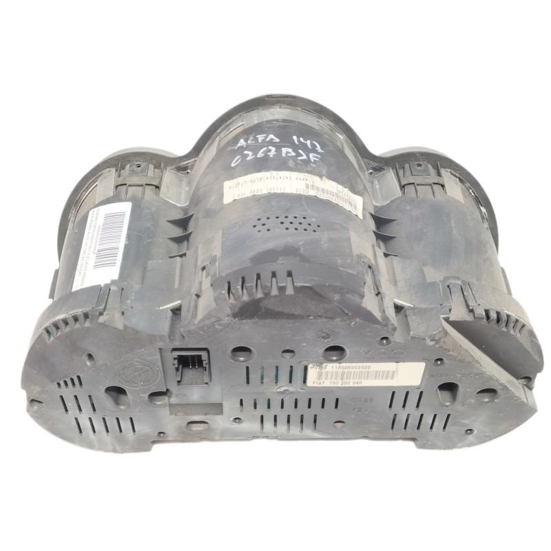 Recambio de cuadro instrumentos para alfa romeo 147 (190) 2.0 16v cat referencia OEM IAM 110008953020  