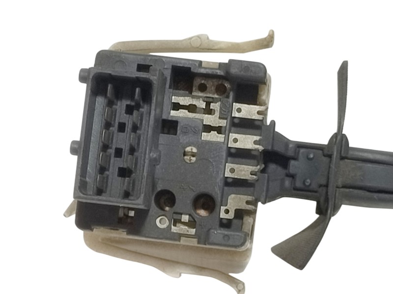 Recambio de mando intermitentes para saab 900 berlina 2.0 cat referencia OEM IAM   