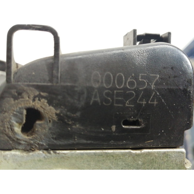 Recambio de cerradura puerta trasera izquierda para citroën ax referencia OEM IAM 000657  