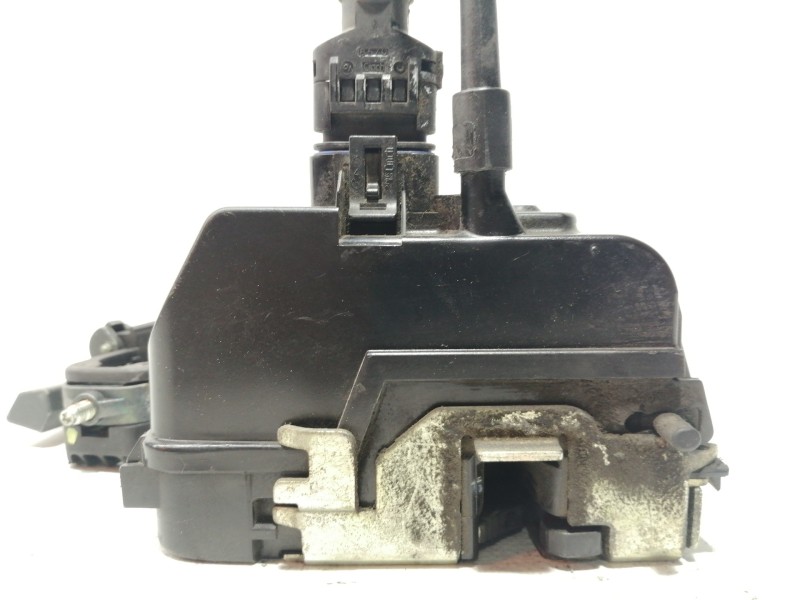 Recambio de cerradura puerta trasera izquierda para citroën ax referencia OEM IAM 000657  