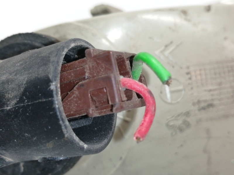 Recambio de piloto delantero izquierdo para peugeot 106 (s1) 1.0 referencia OEM IAM 010022  