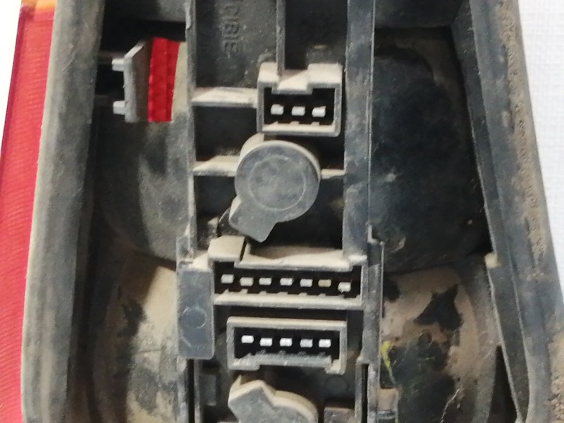 Recambio de piloto trasero derecho para citroën ax 1.4 referencia OEM IAM   