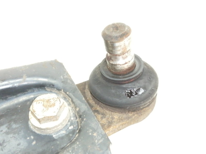 Recambio de brazo suspension superior delantero derecho para renault twingo (co6) 1.2 referencia OEM IAM   