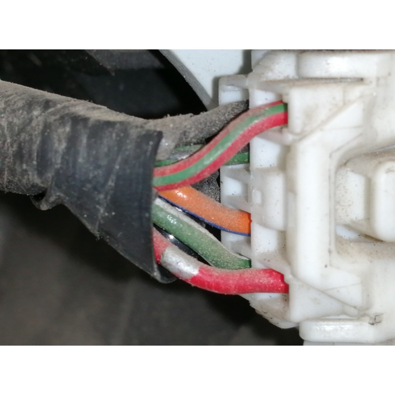 Recambio de piloto trasero izquierdo para nissan sunny berlina (n14) 1.6 16v cat referencia OEM IAM 22063324  