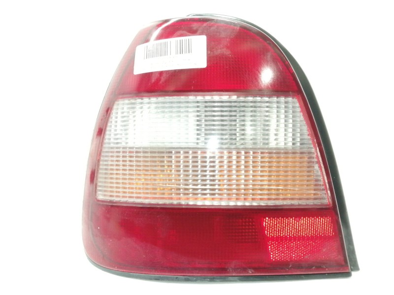 Recambio de piloto trasero izquierdo para nissan sunny berlina (n14) 1.6 16v cat referencia OEM IAM 22063324  