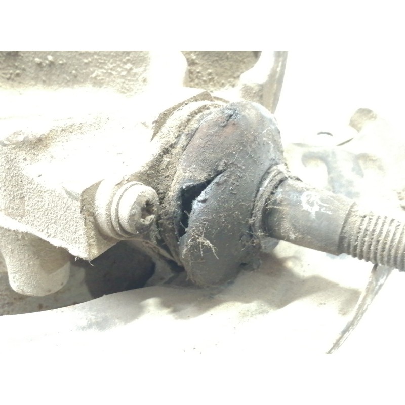 Recambio de mangueta delantera izquierda para renault trafic caja cerrada (ab 4.01) referencia OEM IAM   