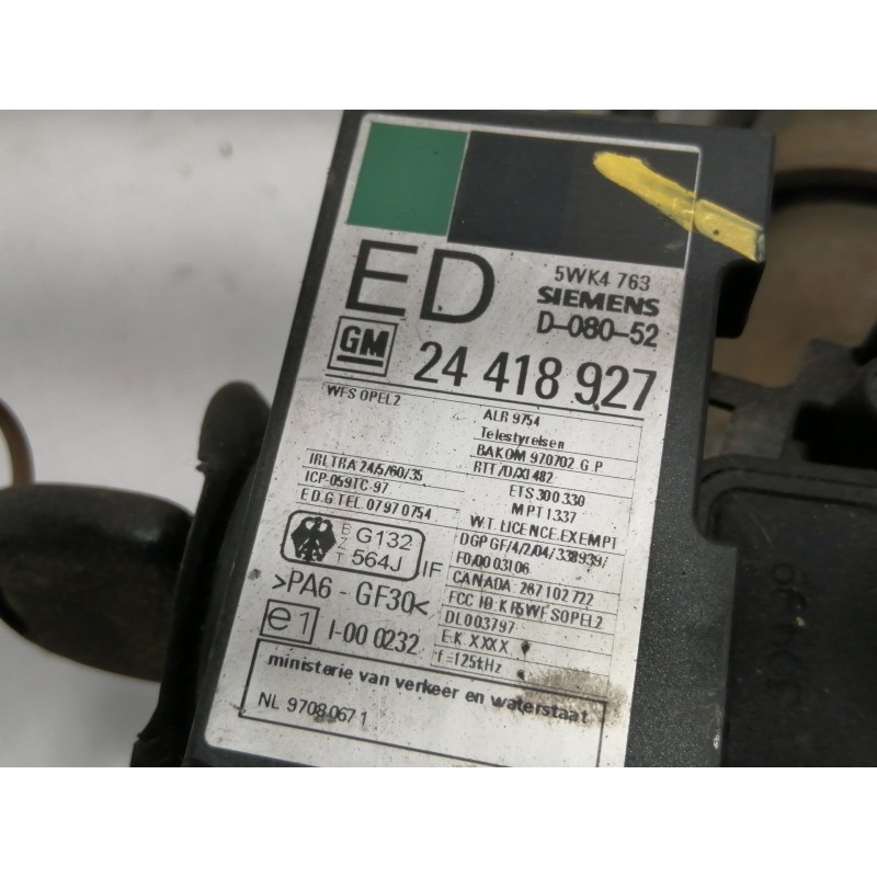 Recambio de columna direccion para opel agila referencia OEM IAM 4820083E62 3872083E20 / Q1T16671M 24418927