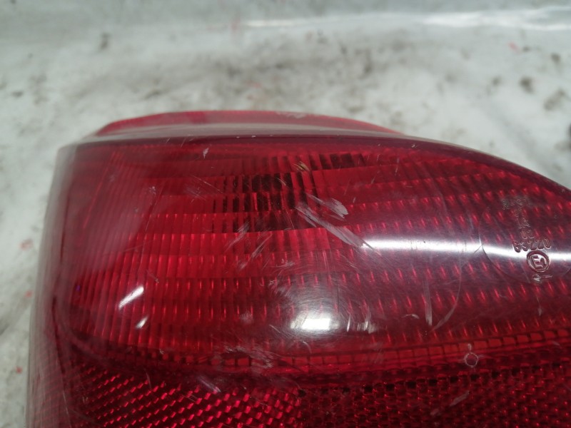 Recambio de piloto trasero izquierdo para ford fiesta berl./courier courier furg. referencia OEM IAM 89FG13N004BA  